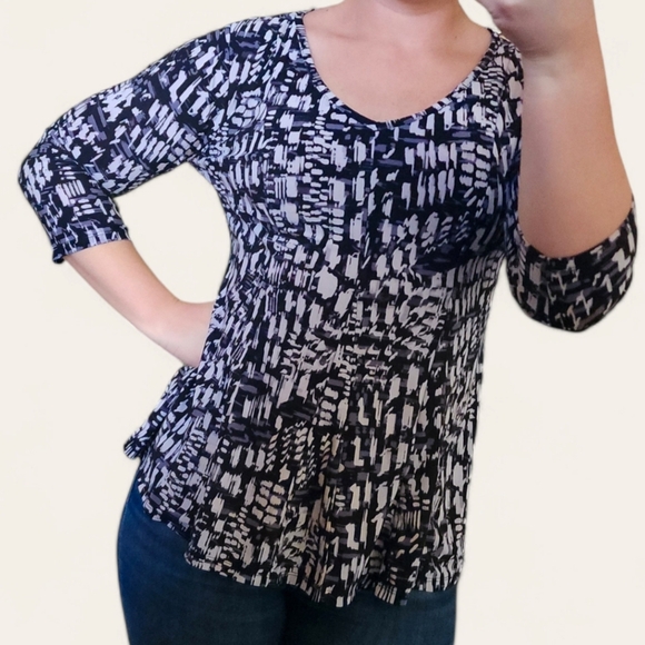 Roz‎ & Ali 3/4 Sleeve Patterned Blouse - Small - Picture 4 of 4